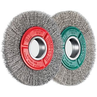 Wheel brushes with hole